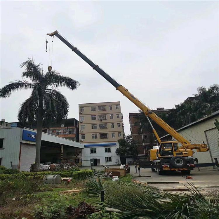 南京12吨吊车出租一天的收费标准是什么