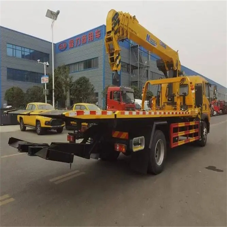 南京附近小随车吊出租电话，轻松解决搬运烦恼