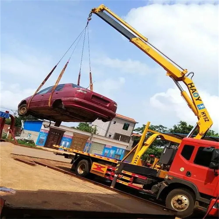 南京吊车吊汽车的正确方法